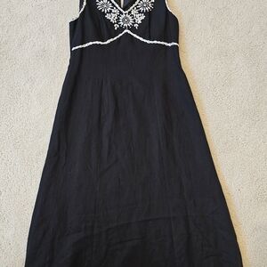 Elegant Black Sleeveless Dress